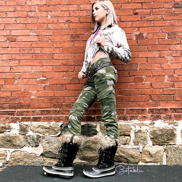 SOREL NEW! Joan of Arctic Waterproof Fur Cuff Tall Lace Up Winter Snow Boots - Picture 3 of 16